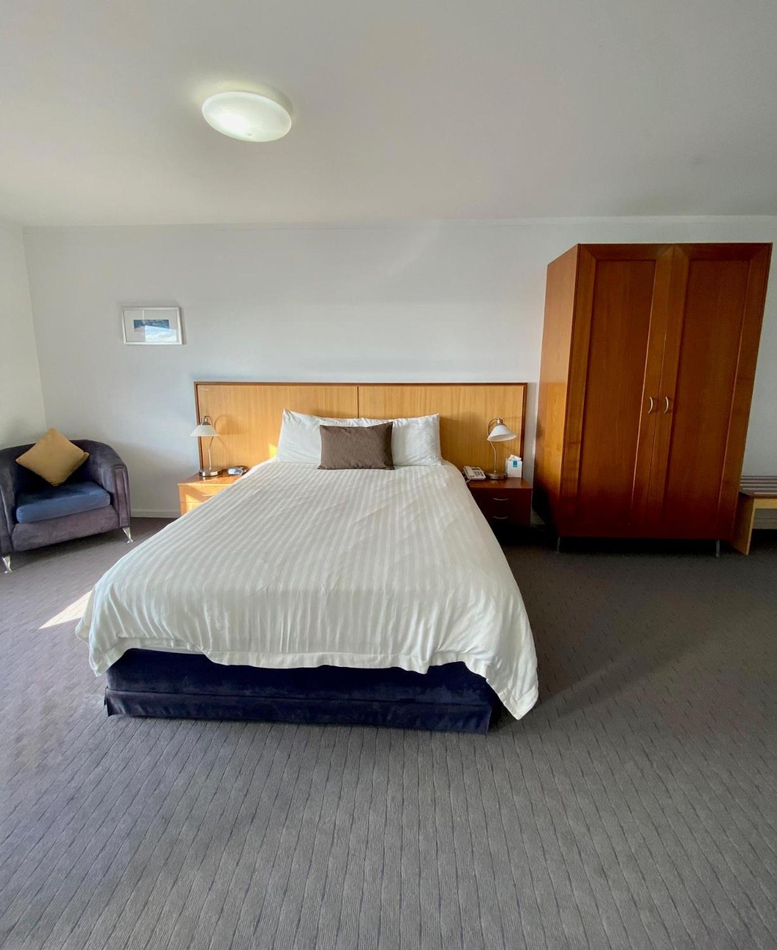 Ocean Beach Hotel パース エクステリア 写真